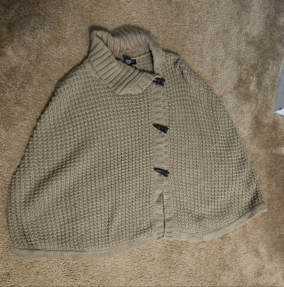 Women's Brown Sweater Cape